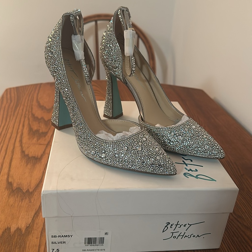 Betsey Johnson ramsy heels